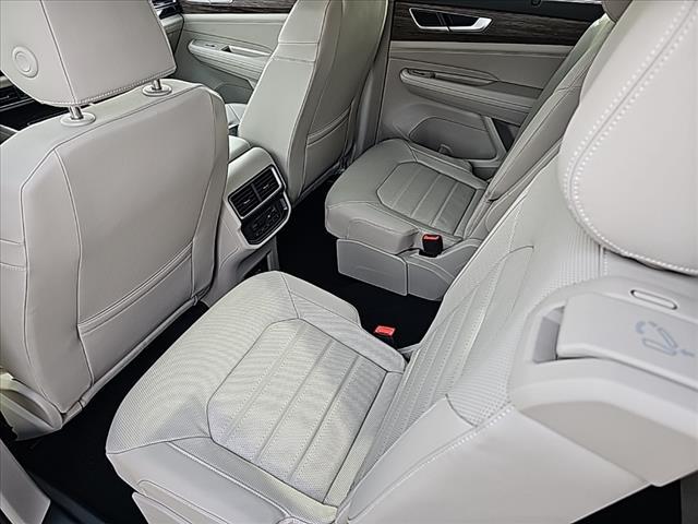 new 2025 Volkswagen Atlas car, priced at $49,750