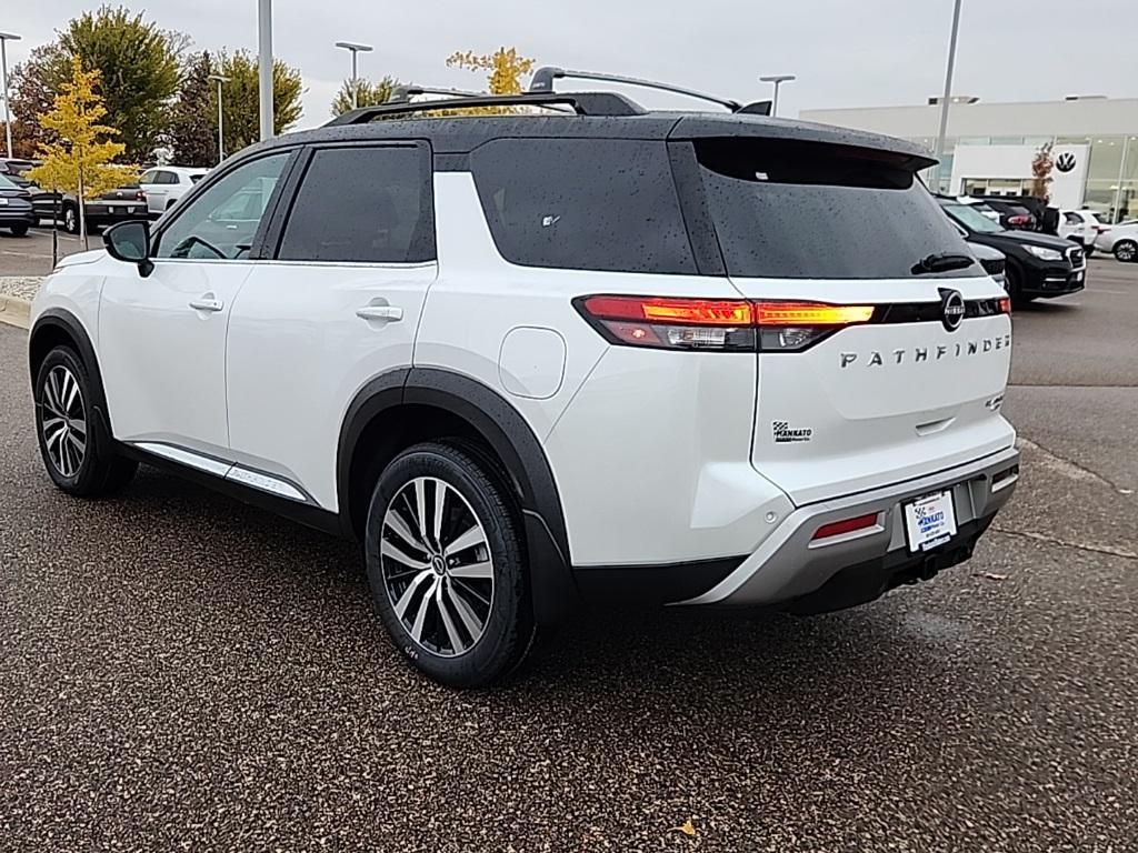 new 2025 Nissan Pathfinder car, priced at $46,360