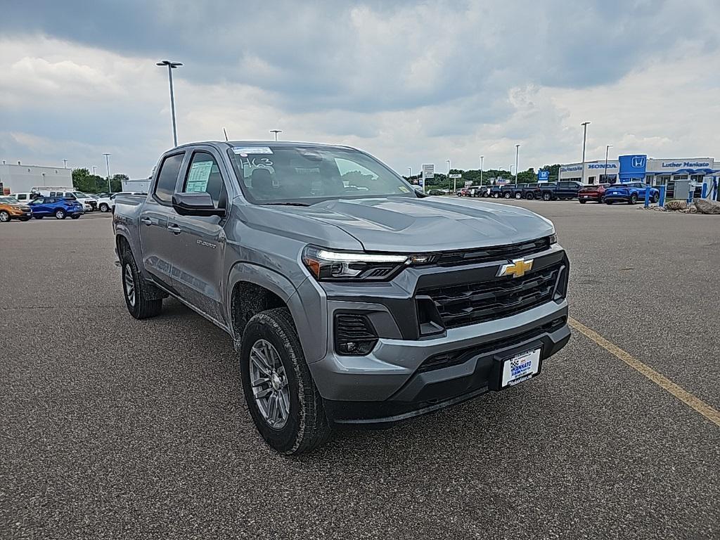 new 2025 Chevrolet Colorado car, priced at $42,365