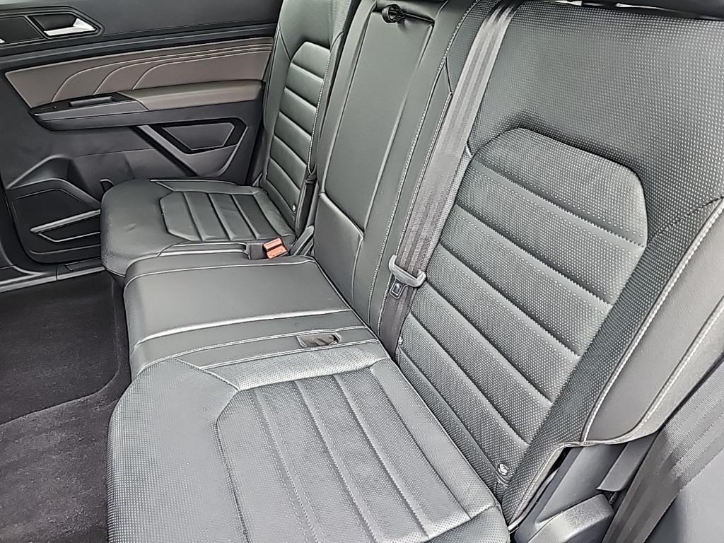used 2021 Volkswagen Atlas Cross Sport car, priced at $27,999