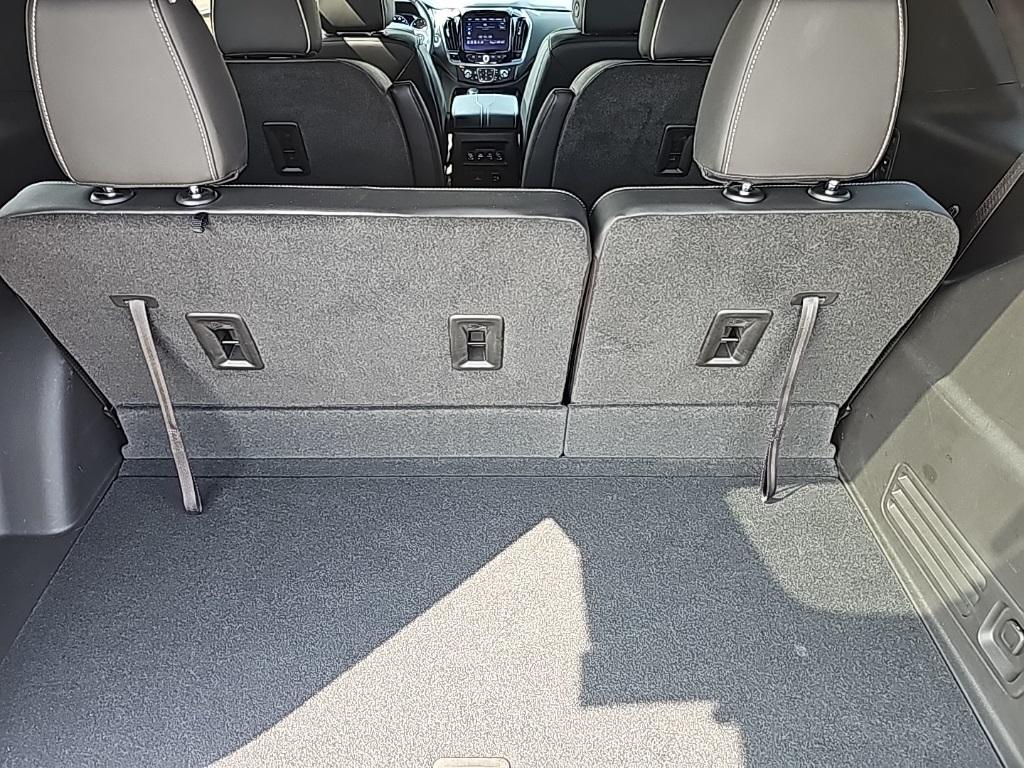 used 2022 Chevrolet Traverse car, priced at $34,804