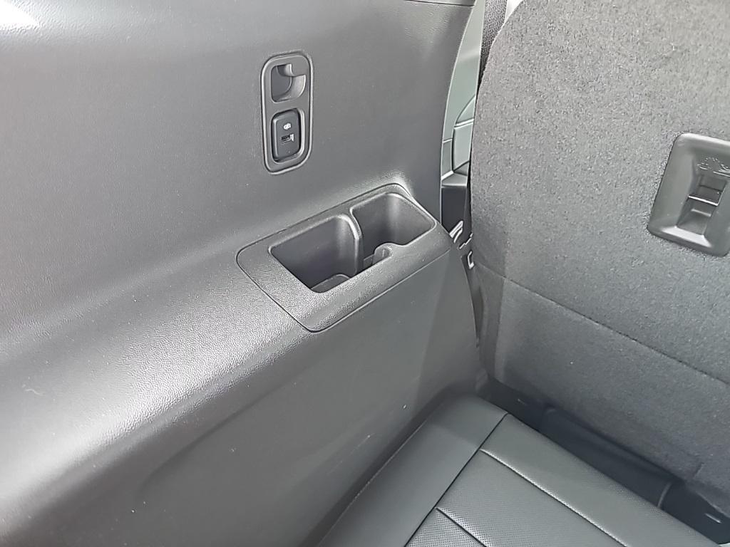 used 2022 Chevrolet Traverse car, priced at $34,804