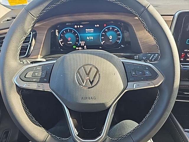 new 2025 Volkswagen Atlas car, priced at $41,681