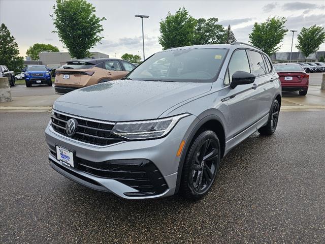 new 2024 Volkswagen Tiguan car, priced at $37,527