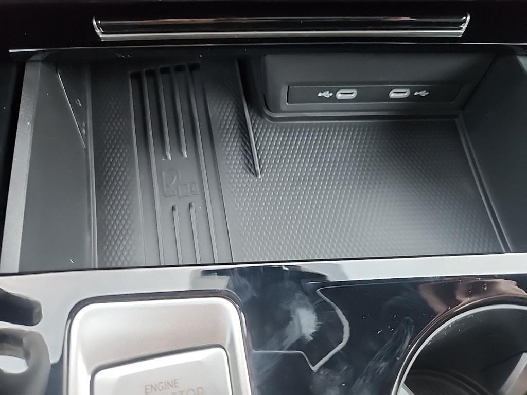 new 2026 Volkswagen Atlas Cross Sport car, priced at $47,438