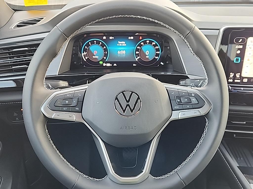 new 2026 Volkswagen Atlas Cross Sport car, priced at $47,438