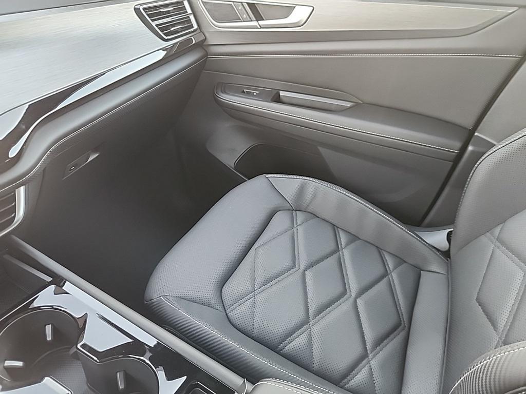 new 2026 Volkswagen Atlas Cross Sport car, priced at $47,438