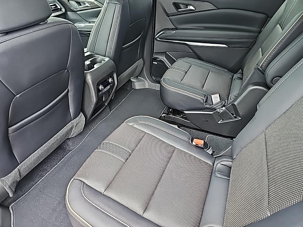 new 2026 Chevrolet Traverse car, priced at $57,495