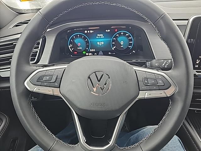 new 2025 Volkswagen Atlas Cross Sport car, priced at $45,911
