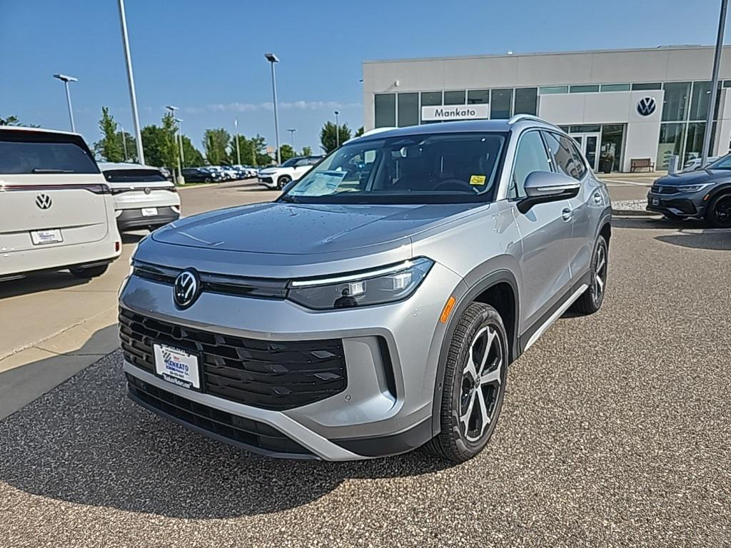 new 2025 Volkswagen Tiguan car, priced at $35,466