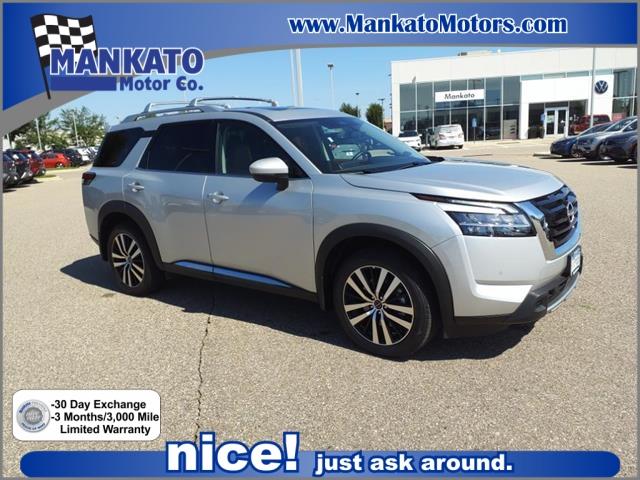 used 2023 Nissan Pathfinder car, priced at $39,989