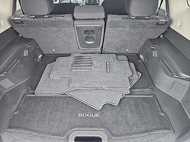 used 2019 Nissan Rogue car, priced at $18,569