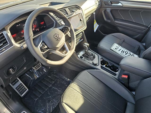 new 2024 Volkswagen Tiguan car, priced at $37,793