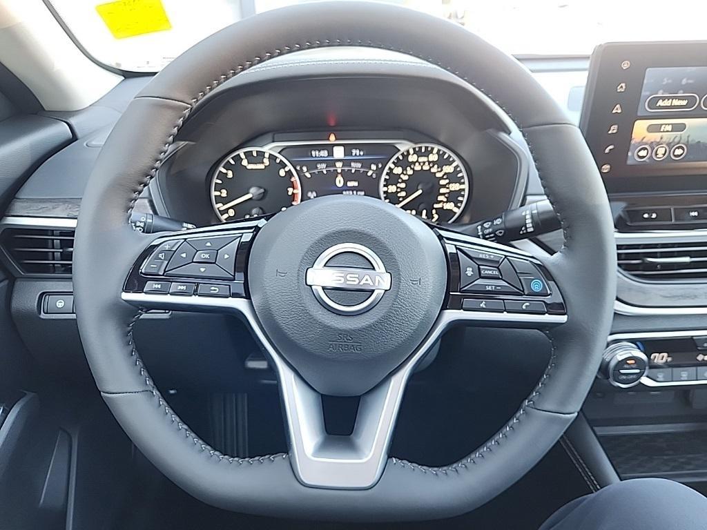 new 2025 Nissan Altima car, priced at $36,260