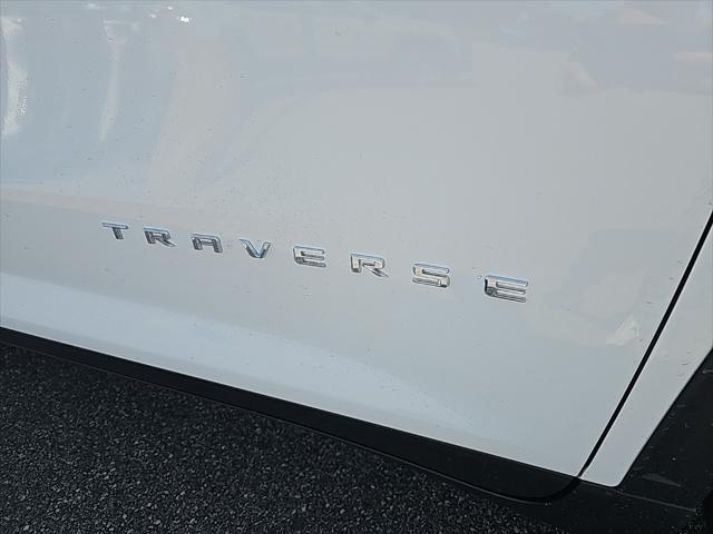 new 2025 Chevrolet Traverse car, priced at $44,945