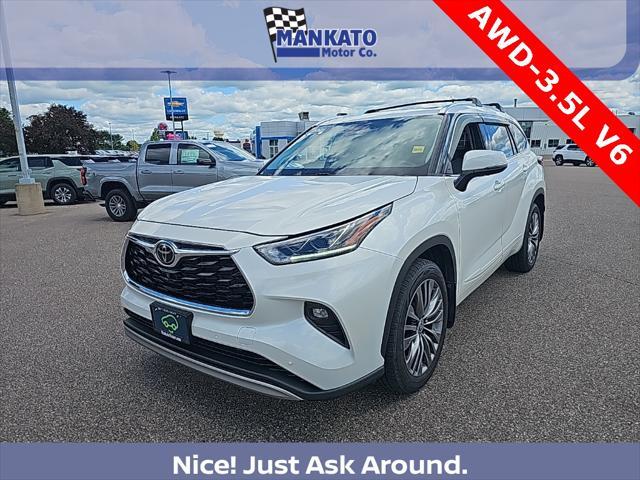 used 2021 Toyota Highlander car, priced at $41,405