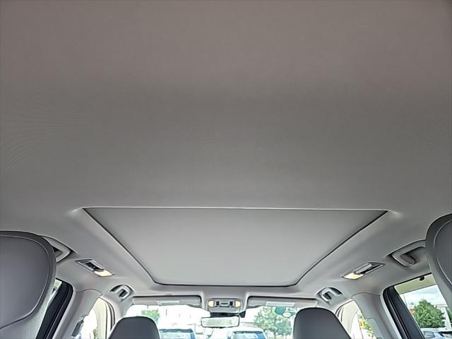 used 2021 Toyota Highlander car, priced at $41,405