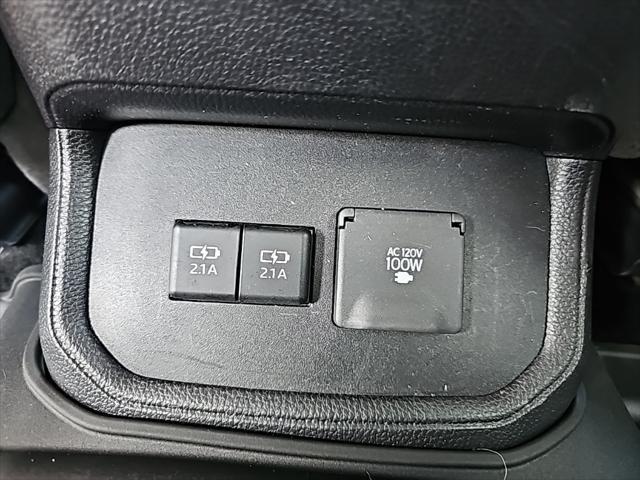 used 2021 Toyota Highlander car, priced at $41,405