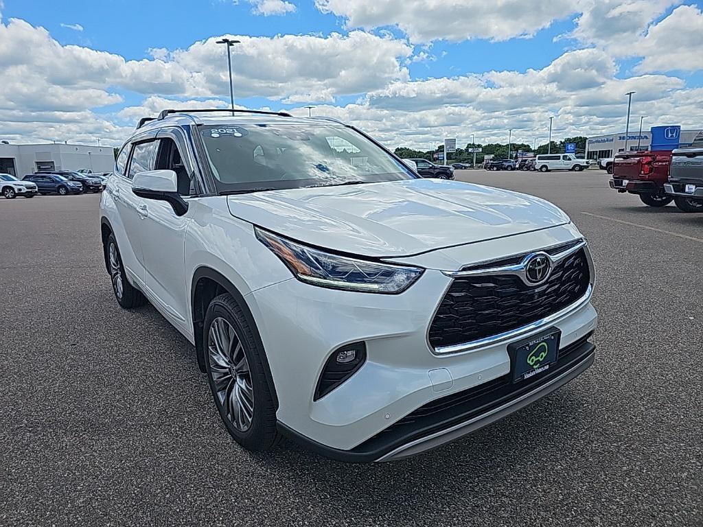 used 2021 Toyota Highlander car, priced at $39,315