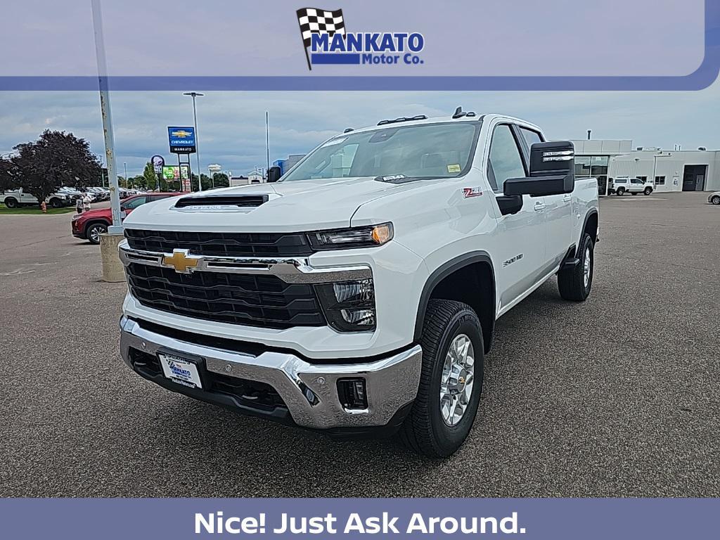 new 2025 Chevrolet Silverado 3500 car, priced at $63,005