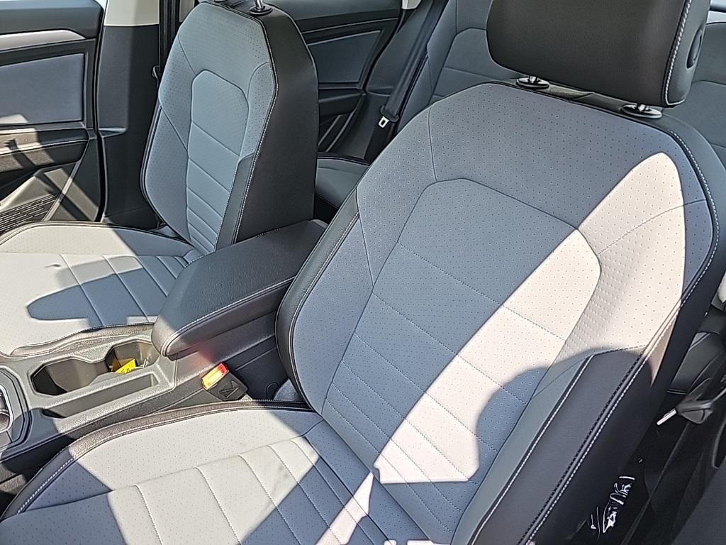 new 2025 Volkswagen Jetta car, priced at $27,541