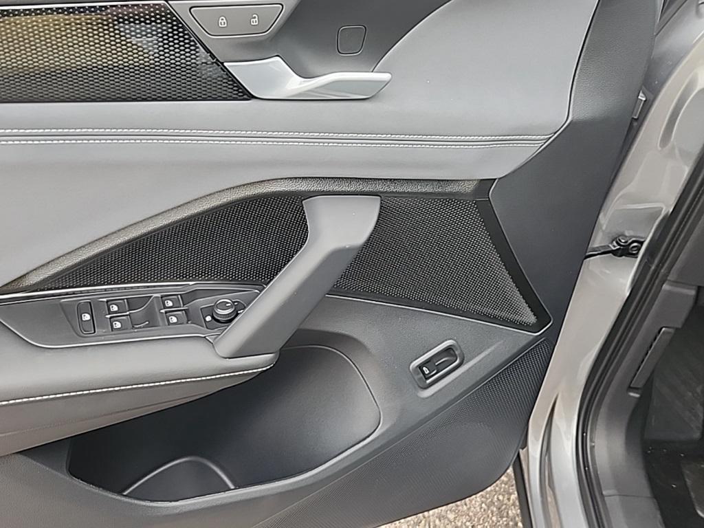 new 2026 Volkswagen Tiguan car, priced at $36,261