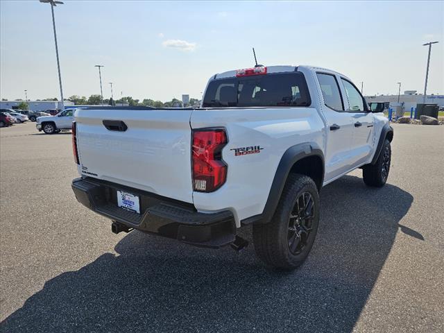 new 2024 Chevrolet Colorado car, priced at $45,060