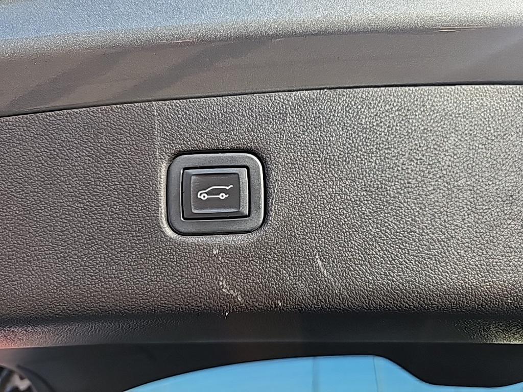 used 2023 Chevrolet Blazer car, priced at $31,489