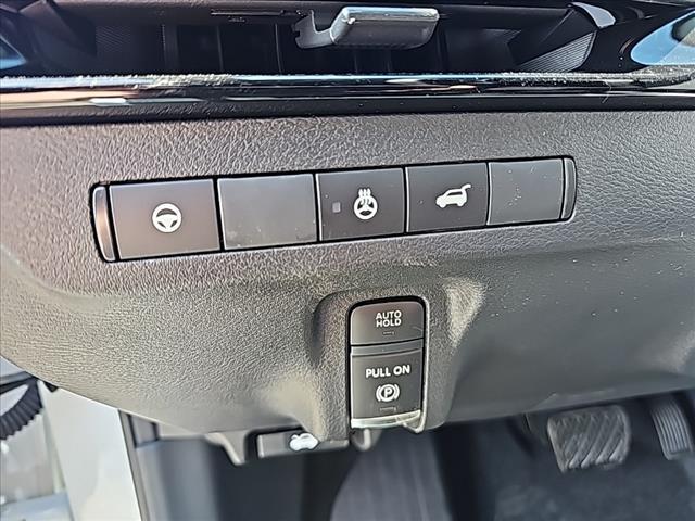 new 2025 Nissan Murano car, priced at $47,640