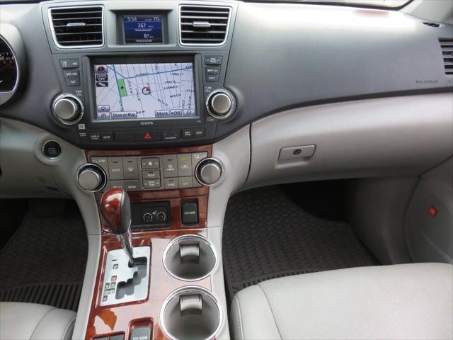 used 2011 Toyota Highlander car, priced at $11,698