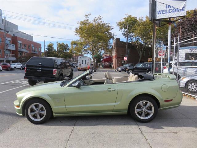 used 2006 Ford Mustang car, priced at $10,998