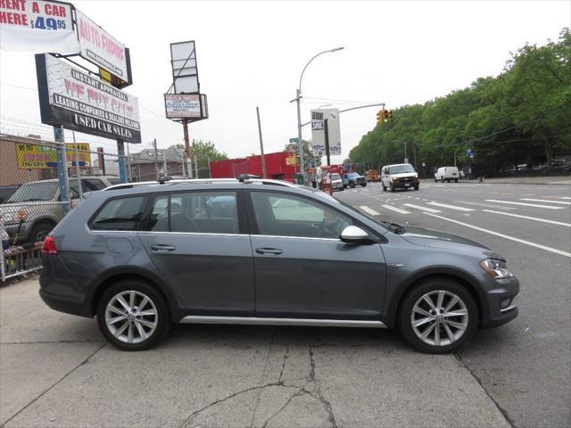 used 2017 Volkswagen Golf Alltrack car, priced at $9,998