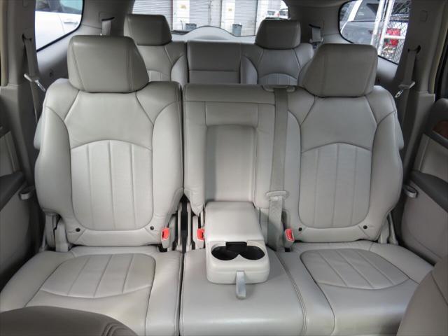 used 2008 Buick Enclave car, priced at $5,795