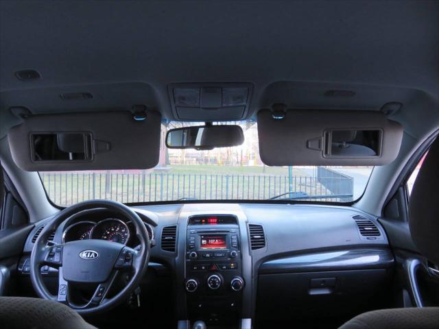 used 2013 Kia Sorento car, priced at $5,499