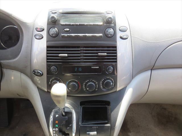 used 2006 Toyota Sienna car, priced at $5,995