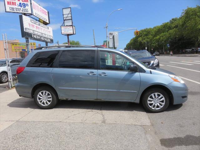 used 2006 Toyota Sienna car, priced at $5,995