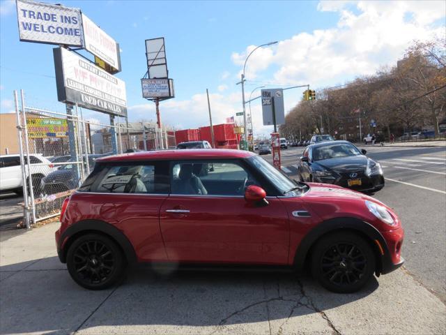 used 2018 MINI Hardtop car, priced at $9,998