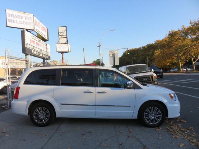 used 2014 Chrysler Town & Country car, priced at $8,695