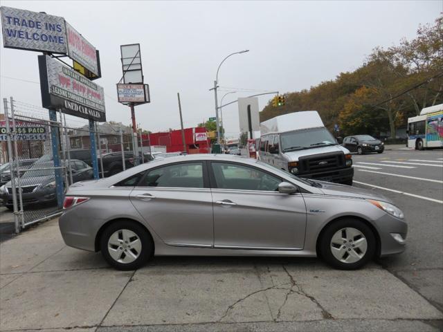 used 2012 Hyundai Sonata Hybrid car, priced at $6,997