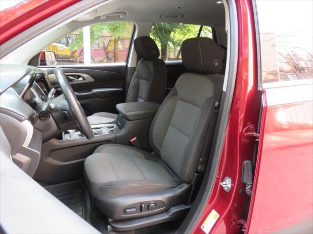 used 2018 Chevrolet Traverse car, priced at $12,998