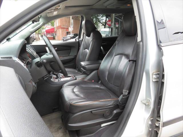 used 2010 GMC Acadia car, priced at $5,999