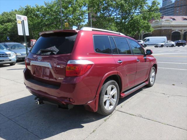 used 2009 Toyota Highlander car, priced at $8,295