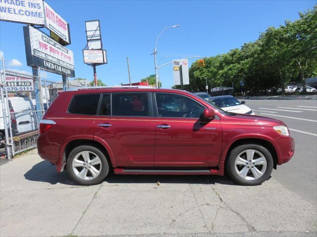 used 2009 Toyota Highlander car, priced at $8,295