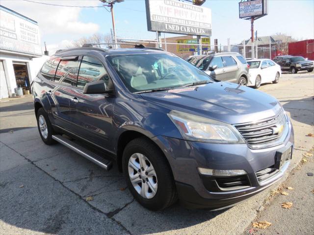 used 2014 Chevrolet Traverse car, priced at $9,498