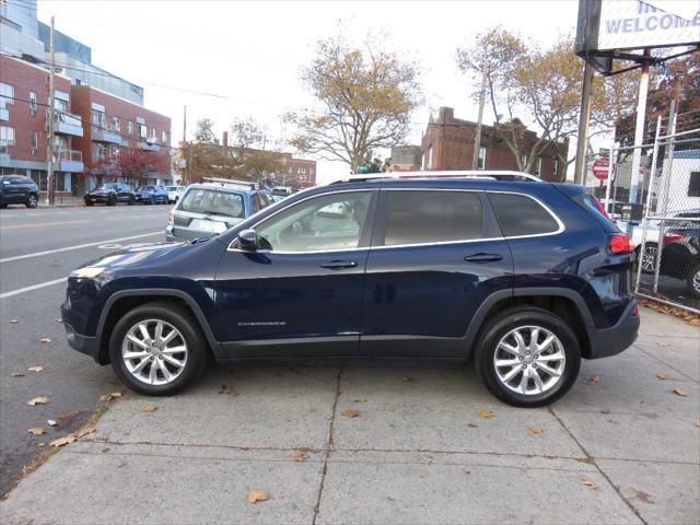 used 2015 Jeep Cherokee car, priced at $12,998