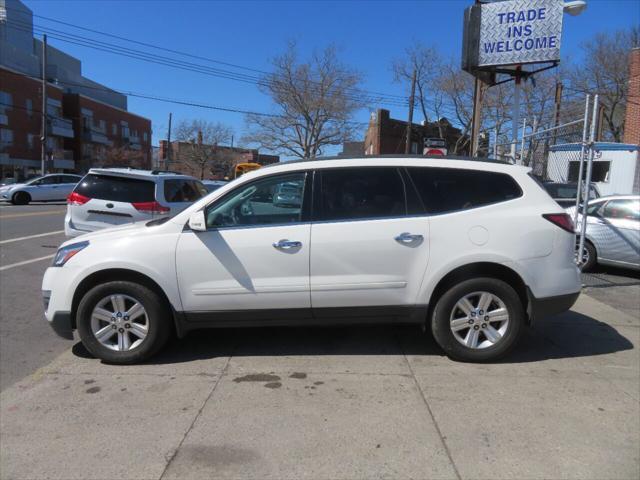 used 2014 Chevrolet Traverse car, priced at $8,997