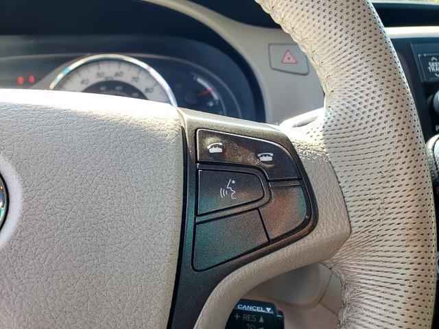 used 2014 Toyota Sienna car, priced at $12,857