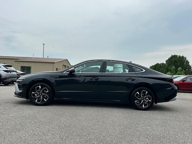 new 2025 Hyundai Sonata car, priced at $29,790