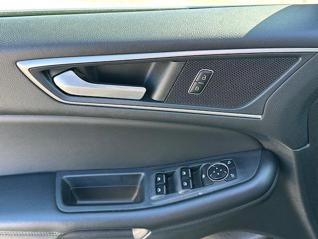 used 2023 Ford Edge car, priced at $22,399