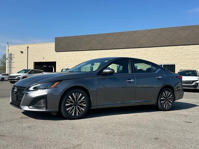 used 2023 Nissan Altima car, priced at $20,418